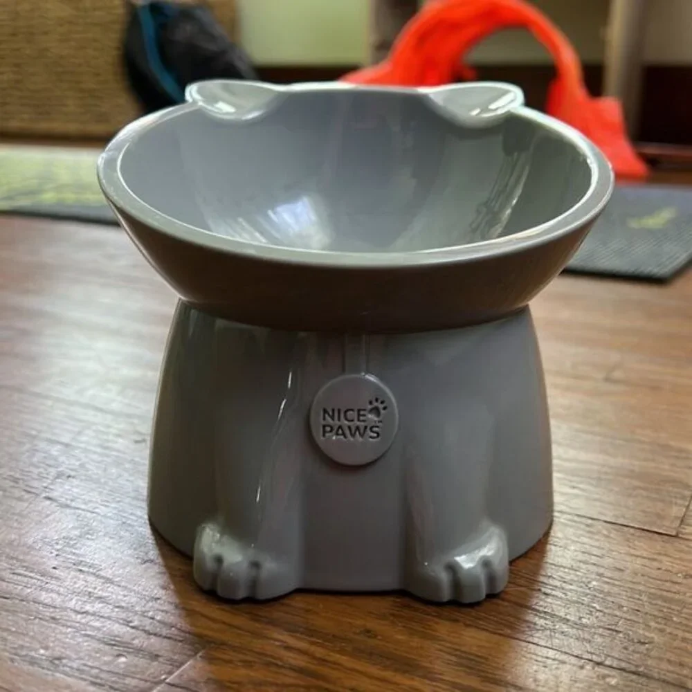 Cat food dish!!